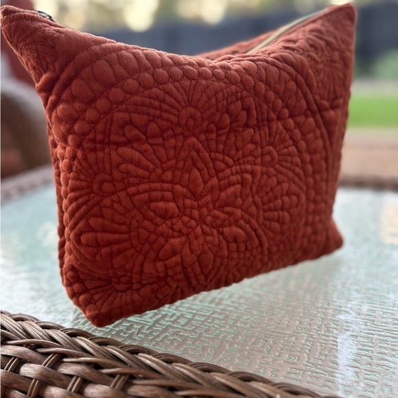 Elegant Quilted Terracotta Bag - Picture 3 of 6